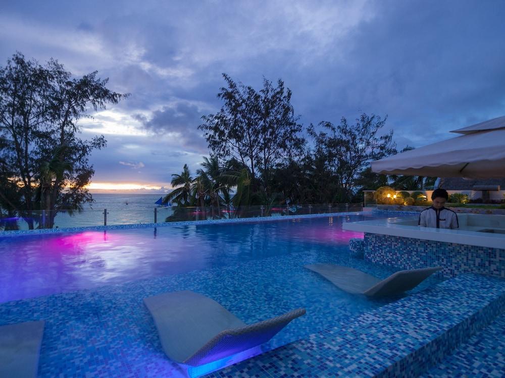 Glo'S Space Boracay Dmall By Tripzyfun Balabag  エクステリア 写真